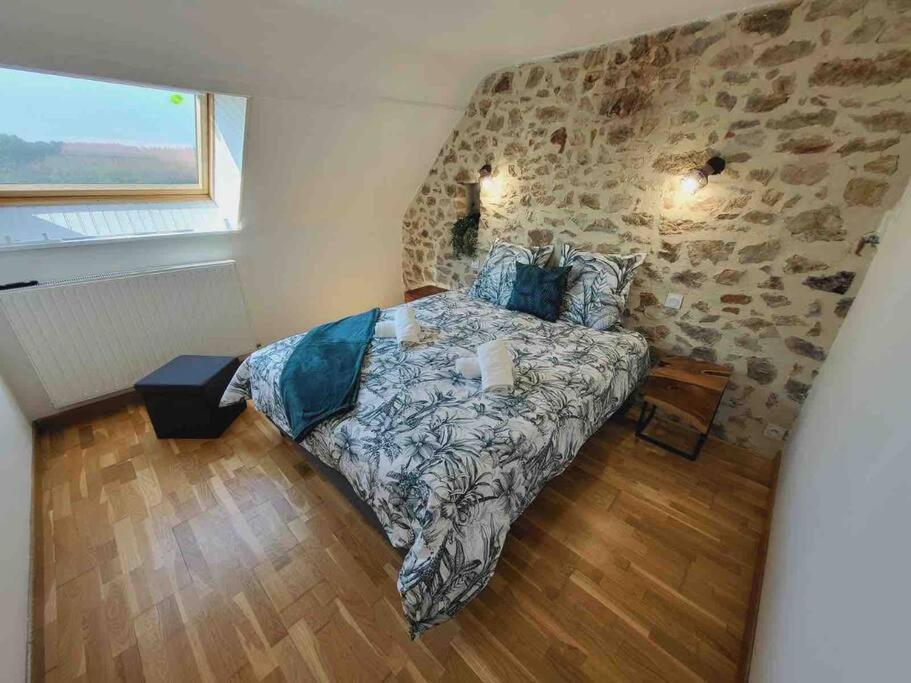 200m2 Avec *